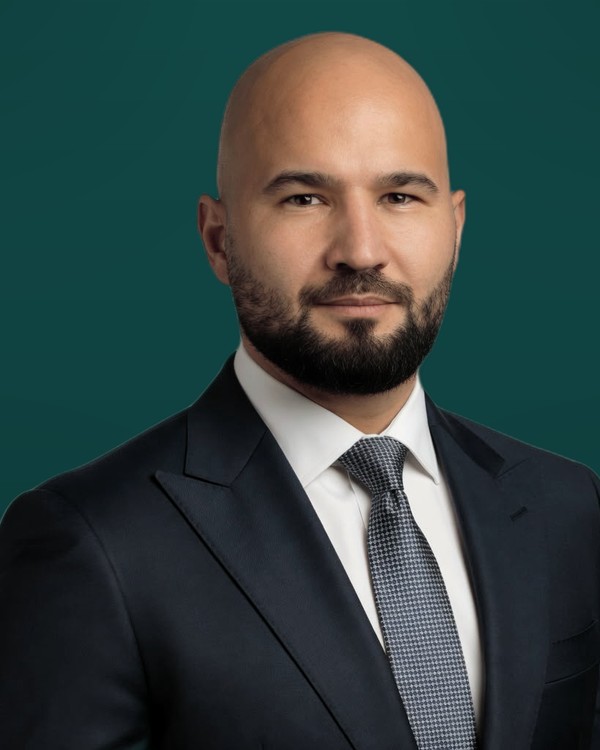 Youssef Elhamalawy, Founder and Principal of Apex Dental Advisors